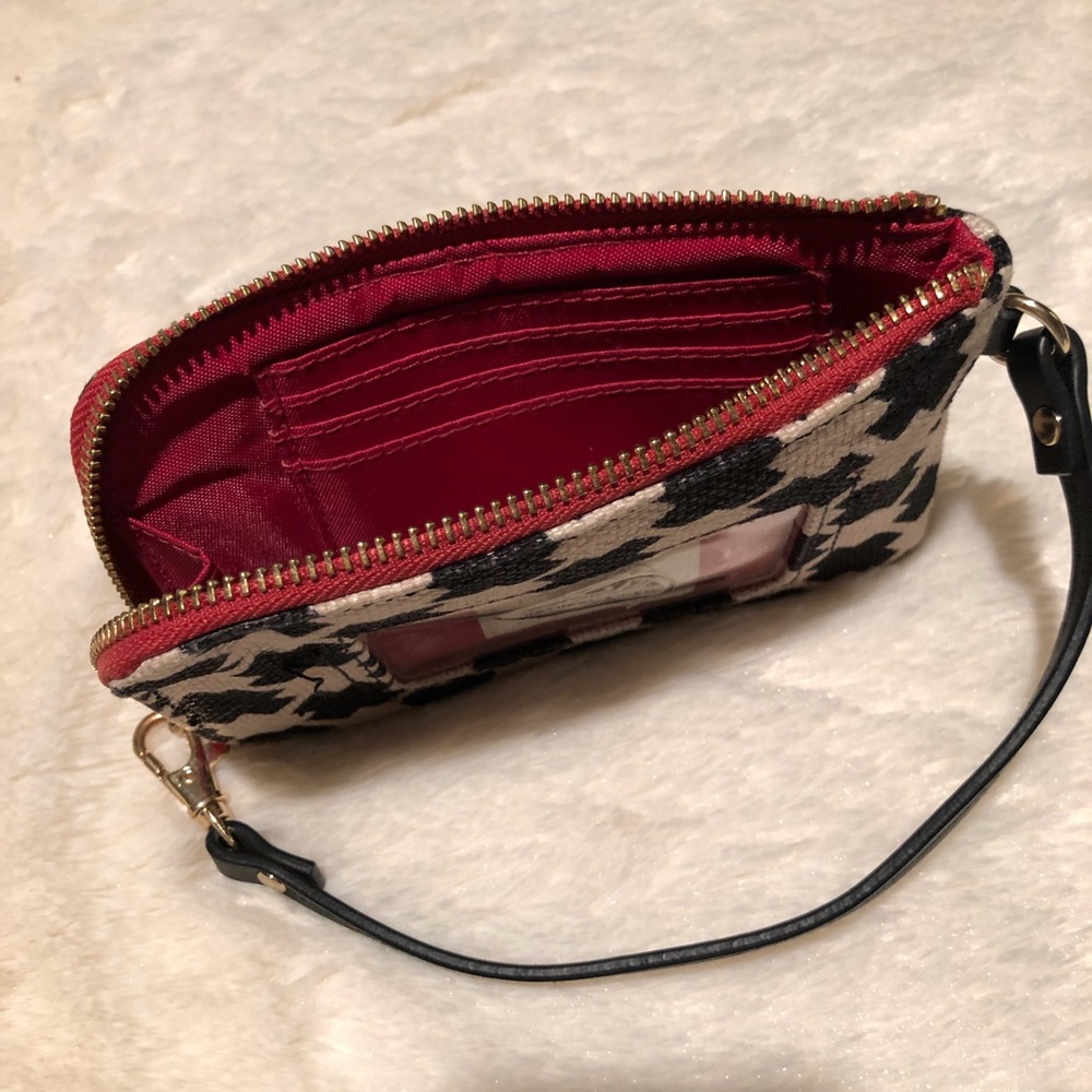 Spartina 449 Wristlet - Picture 3 of 3